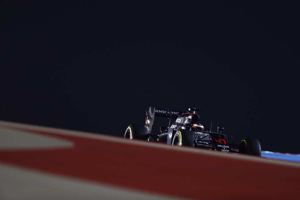McLaren F1 Twitter