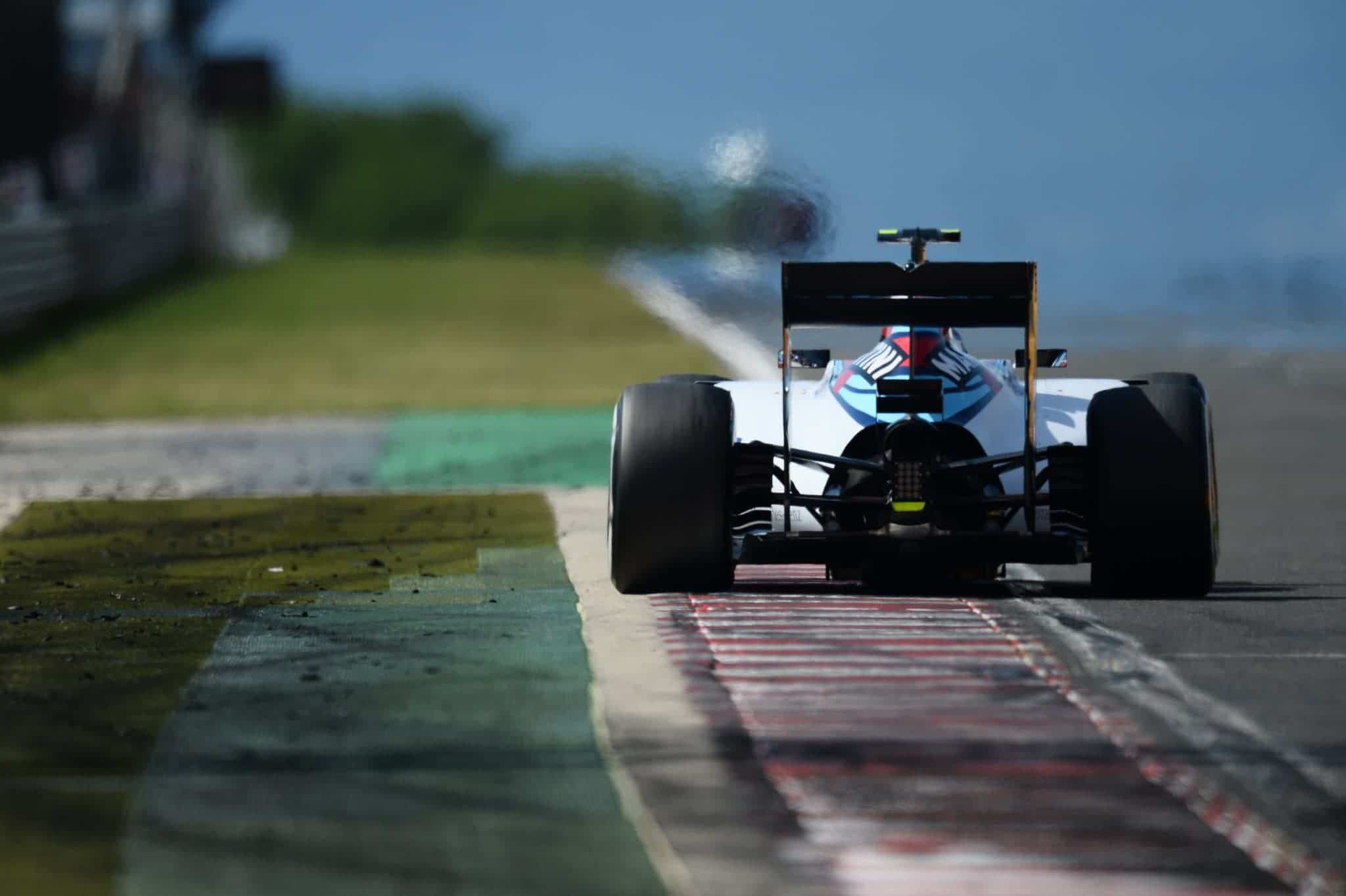 @Formula1.com