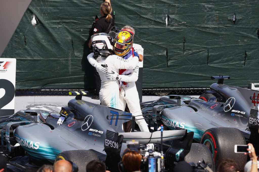 Valtteri Bottas ir Lewisas Hamiltonas